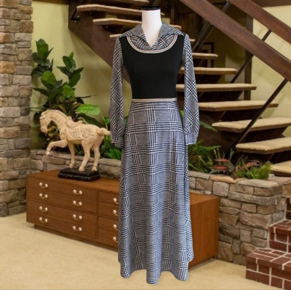 Vintage 70s Long Dress - Picture 1 of 7
